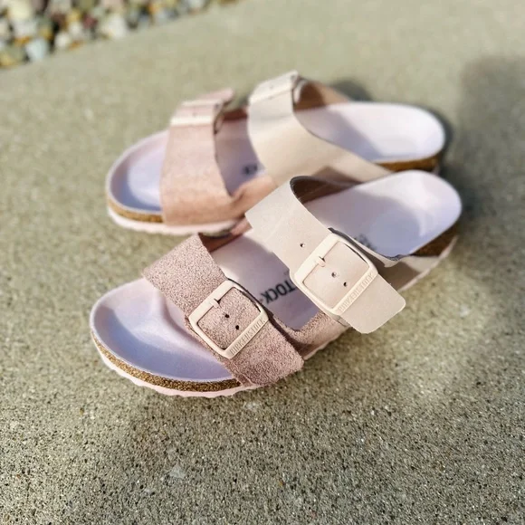 Pale pink Birkenstock sandals . Women’s 8 - Picture 4 of 4